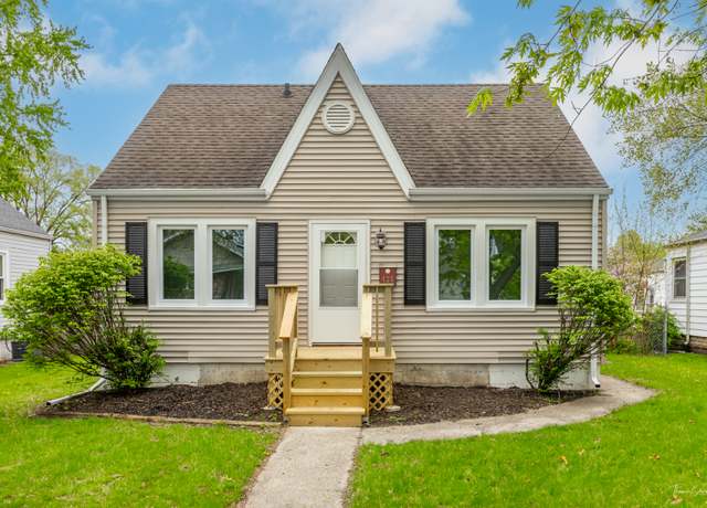 Property at 436 S Mckinley Ave, Kankakee, IL 60901, 2 beds, 1 bath