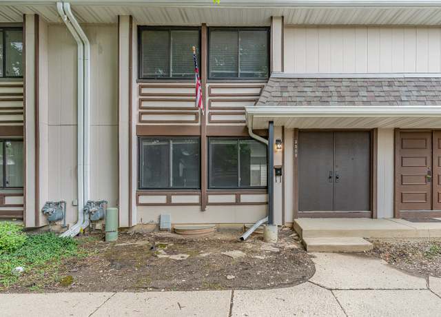 Property at 5508 Court P, Hanover Park, IL 60133, 3 beds, 2.5 baths