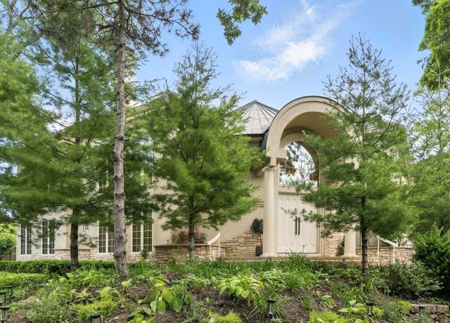 Property at 260 Beech St, Highland Park, IL 60035, 6 beds, 7 baths