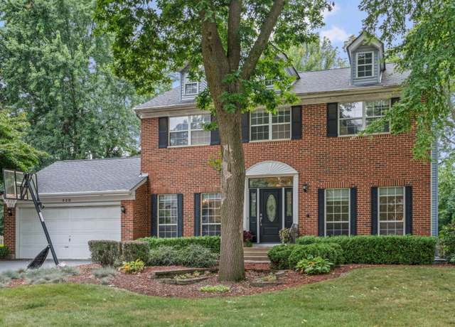 Property at 920 Plymouth Ct, Algonquin, IL 60102, 4 beds, 2.5 baths