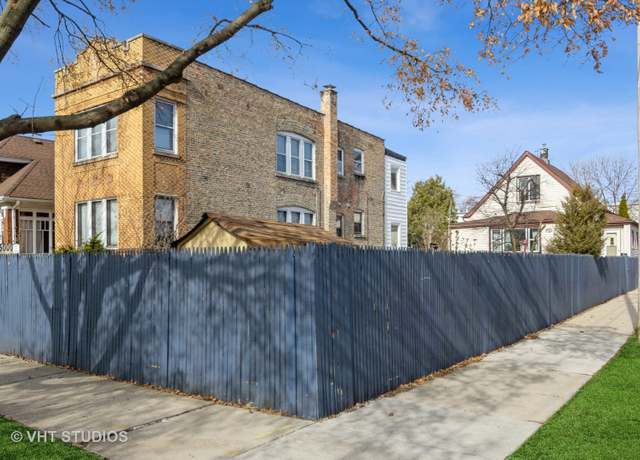 Property at 5000 W Nelson St, Chicago, IL 60641, 4 beds, 1 bath