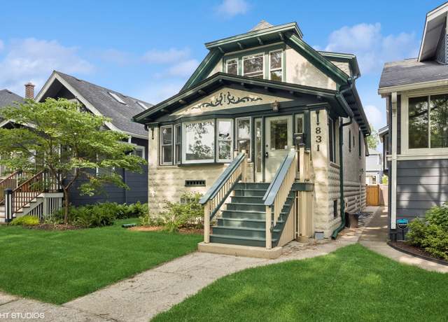 Property at 831 Home Ave, Oak Park, IL 60304, 4 beds, 1.5 baths