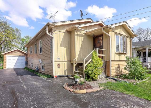 Property at 321 S Brewster Ave, Lombard, IL 60148, 2 beds, 1 bath