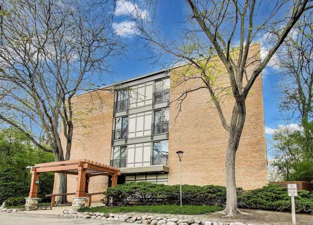 Property at 5830 Oakwood Dr Unit 4H, Lisle, IL 60532, 1 bed, 1 bath