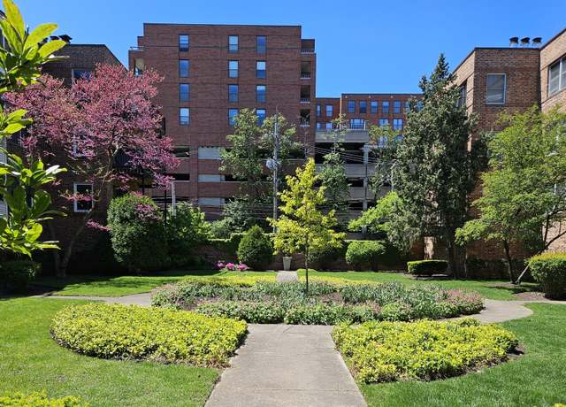 Property at 1730 Hinman Ave Unit 4F, Evanston, IL 60201, 2 beds, 1.5 baths