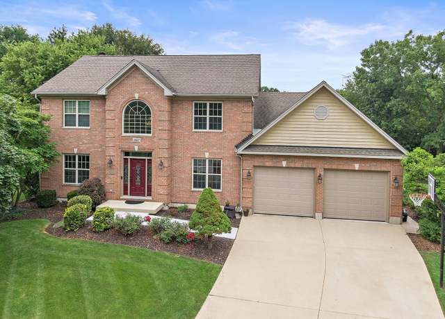 Property at 1027 Acorn Hill Ln, West Chicago, IL 60185, 4 beds, 3.5 baths