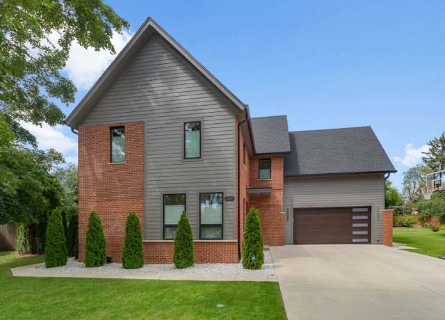 Property at 2328 Greenfield Dr, Glenview, IL 60025, 5 beds, 3 baths