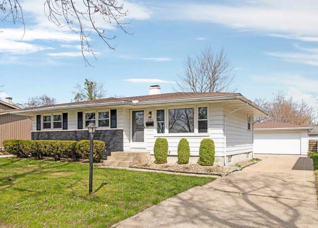 Property at 18901 Ridgewood Ave, Lansing, IL 60438, 3 beds, 1.5 baths