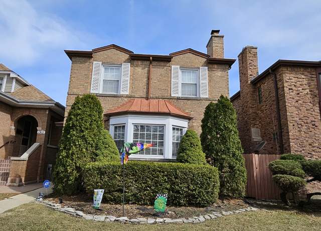 Property at 1907 N Rutherford Ave, Chicago, IL 60607, 3 beds, 2 baths