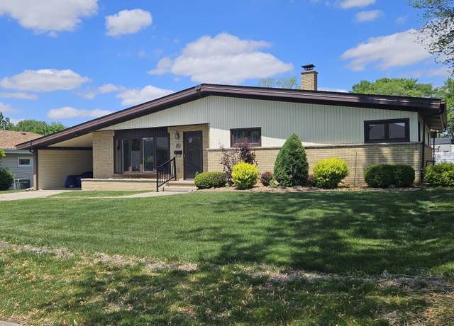 Property at 1359 Jerome St, Bradley, IL 60915, 3 beds, 2.5 baths