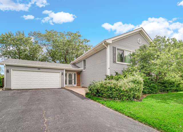 Property at 818 Woodbine Cir, Lake Zurich, IL 60047, 5 beds, 3 baths