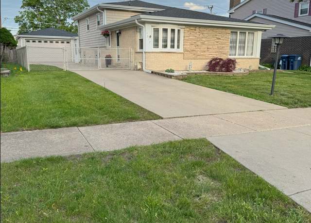 Property at 1517 Webster Ln, Des Plaines, IL 60018, 4 beds, 2 baths
