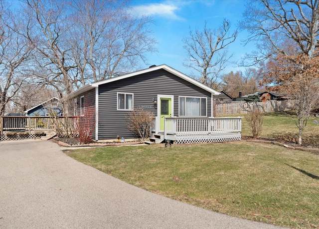 Property at 24860 W Forest Dr, Lake Villa, IL 60046, 3 beds, 1 bath