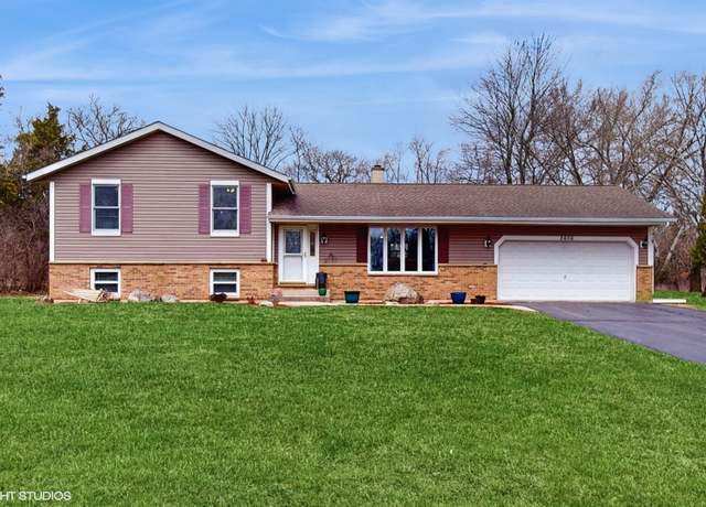 Property at 2606 Martin Dr, Spring Grove, IL 60081, 3 beds, 3 baths