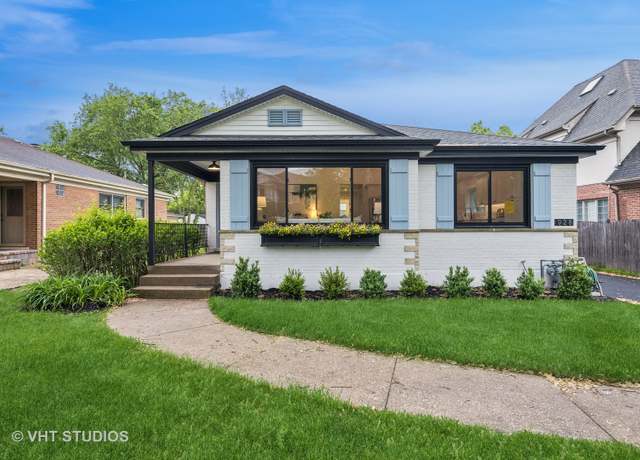 Property at 928 S Monroe St, Hinsdale, IL 60521, 4 beds, 3 baths