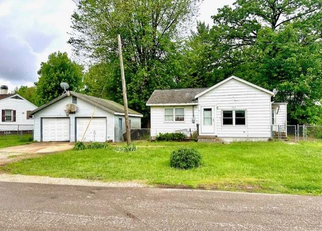 Property at 223 Willett Ave, Dixon, IL 61021, 2 beds, 1 bath