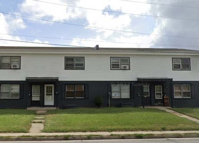 Property at 610 & 612 S Linden St, Normal, IL 61761, 32 beds, 8 baths
