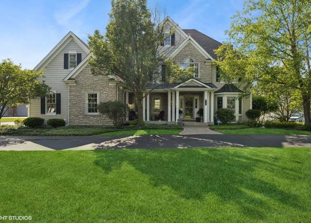 Property at 9520 Nicklaus Ln, Crystal Lake, IL 60014, 4 beds, 3.5 baths