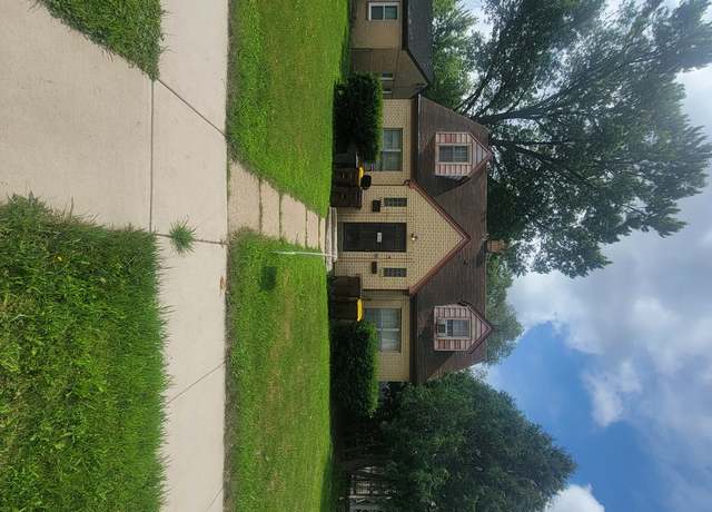 Property at 3024 Lawndale Ave, Rockford, IL 61101, 2 beds, 2 baths