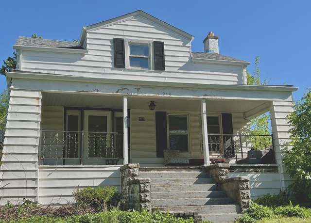 Property at 953 Mason Ave, Joliet, IL 60435, 3 beds, 1.5 baths