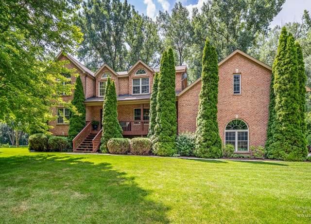 Property at 1181 Deerpath Ct, Fox Lake, IL 60020, 4 beds, 3 baths