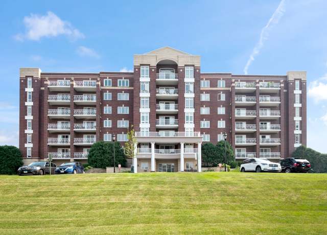 Property at 7061 W Touhy Ave #502, Niles, IL 60714, 2 beds, 1 bath