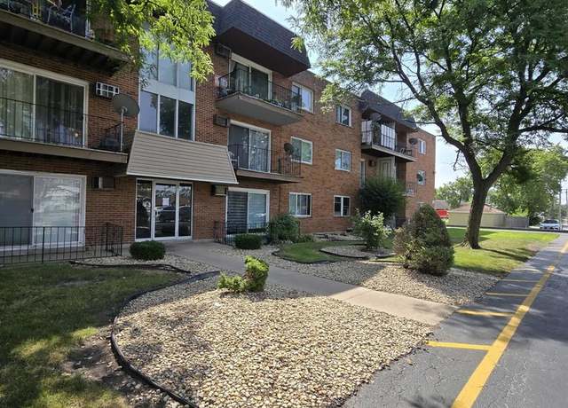Property at 11245 S Harlem Ave Unit C5, Worth, IL 60482, 1 bed, 1 bath