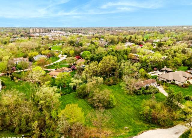 Property at 6420 Thurlow St, Willowbrook, IL 60527