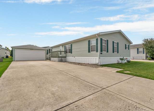 Property at 23013 S Big Run Dr, Frankfort, IL 60423, 3 beds, 2 baths