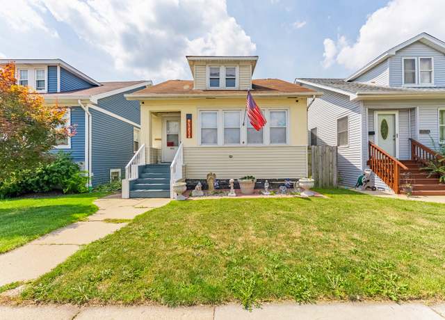 Property at 5910 N Elston Ave, Chicago, IL 60646, 4 beds, 2.5 baths