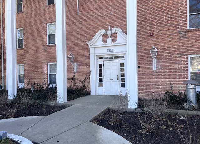 Property at 5101 Carriageway Dr Unit B304, Rolling Meadows, IL 60008, 1 bed, 1 bath
