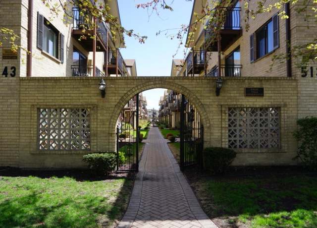 Property at 5143 N East River Rd Unit 355-D, Chicago, IL 60656, 2 beds, 1.5 baths