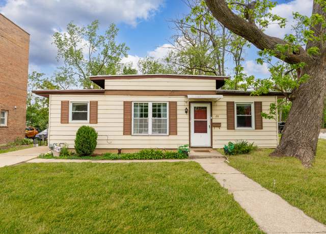 Property at 28 W Willow St, Lombard, IL 60148, 2 beds, 1 bath