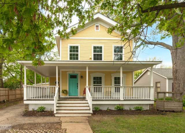 Property at 13 N Cannonball Trl, Bristol, IL 60512, 3 beds, 2.5 baths