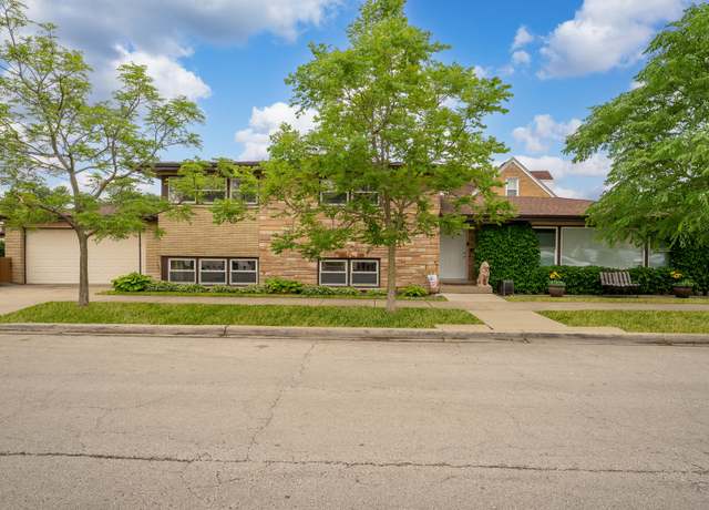 Property at 3257 N Nottingham Ave, Chicago, IL 60634, 5 beds, 2.5 baths