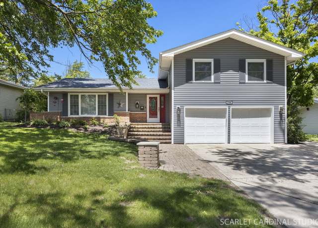 Property at 21w734 Buckingham Rd, Glen Ellyn, IL 60137, 4 beds, 2.5 baths