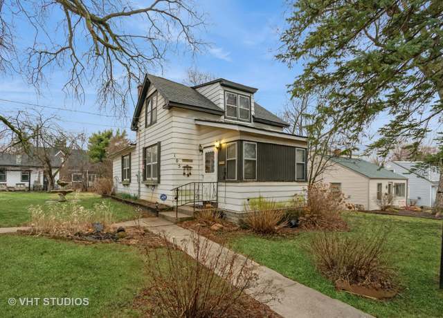 Property at 105 N Pearl St, Willow Springs, IL 60480, 3 beds, 1 bath
