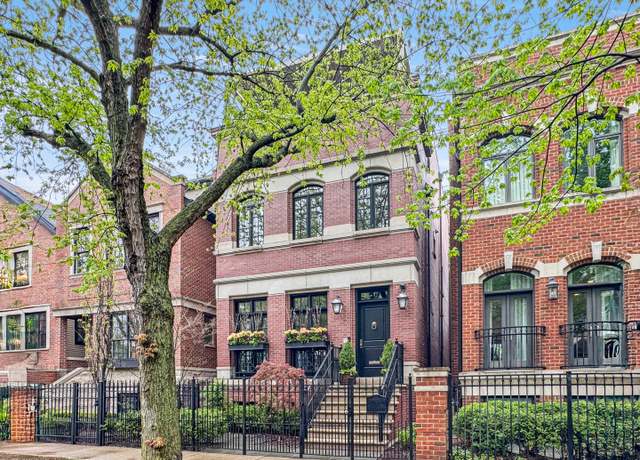Property at 3315 N Lakewood Ave, Chicago, IL 60657, 5 beds, 4.5 baths