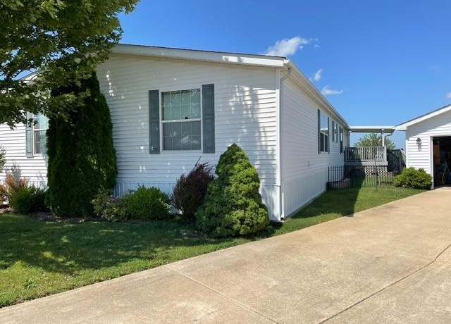 Property at 663 Laurel, Manteno, IL 60950, 3 beds, 2 baths