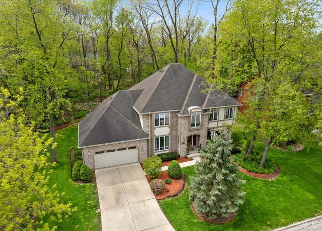 Property at 440 Cranesbill Dr, West Chicago, IL 60185, 4 beds, 2.5 baths
