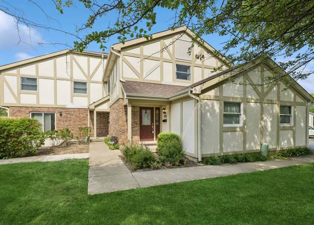 Property at 830 E Hillside Ave #830, Barrington, IL 60010, 2 beds, 1.5 baths