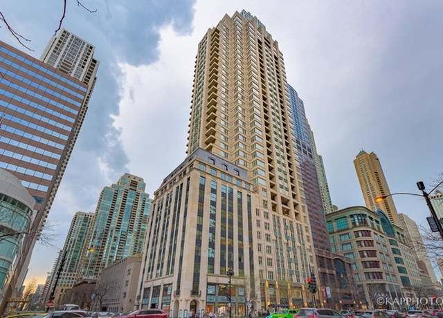 Property at 118 E Erie St Unit 15A, Chicago, IL 60611, 2 beds, 2.5 baths