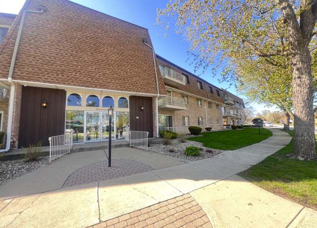 Property at 3240 N Manor Dr #130, Lansing, IL 60438, 2 beds, 1 bath