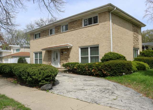 Property at 401 Dewey Ave, Evanston, IL 60202, 4 beds, 2.5 baths