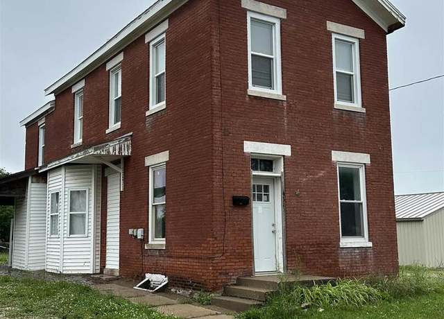 Property at 431 N 5th, Quincy, IL 62301, 3 beds, 1 bath