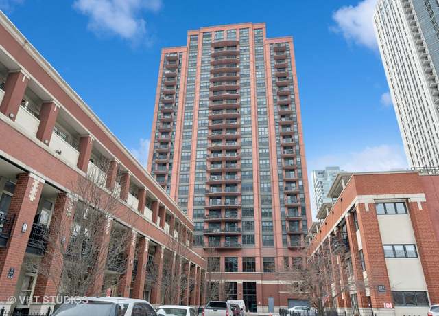 Property at 330 N Jefferson St #705, Chicago, IL 60661, 2 beds, 1.5 baths