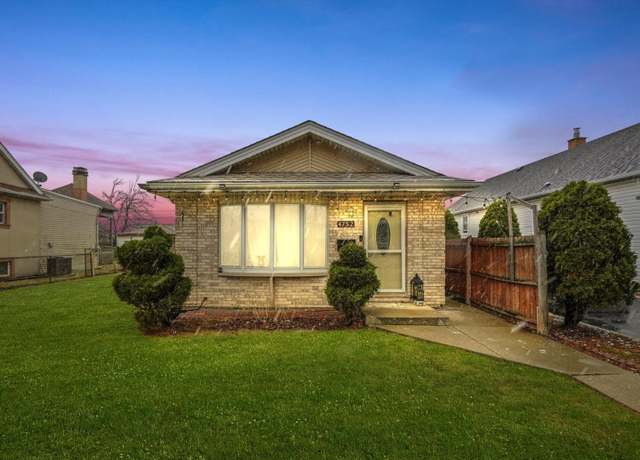 Property at 4752 S Linder Ave, Chicago, IL 60638, 4 beds, 2 baths