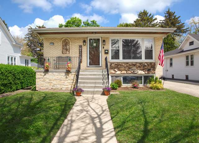 Property at 1080 E Prairie Ave, Des Plaines, IL 60016, 4 beds, 2 baths