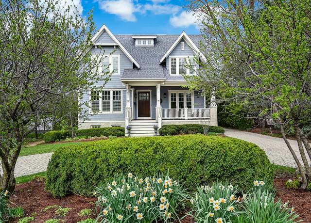 Property at 910 S Grant St, Hinsdale, IL 60521, 6 beds, 5.5 baths