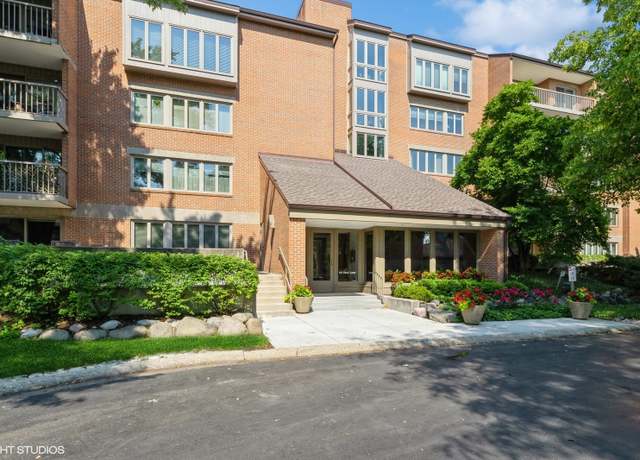 Property at 44 Park Ln #332, Park Ridge, IL 60068, 2 beds, 2 baths